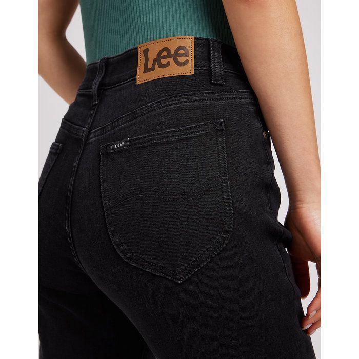 Pantalones vaqueros rectos para mujer Lee ULC: cómodos y duraderos.