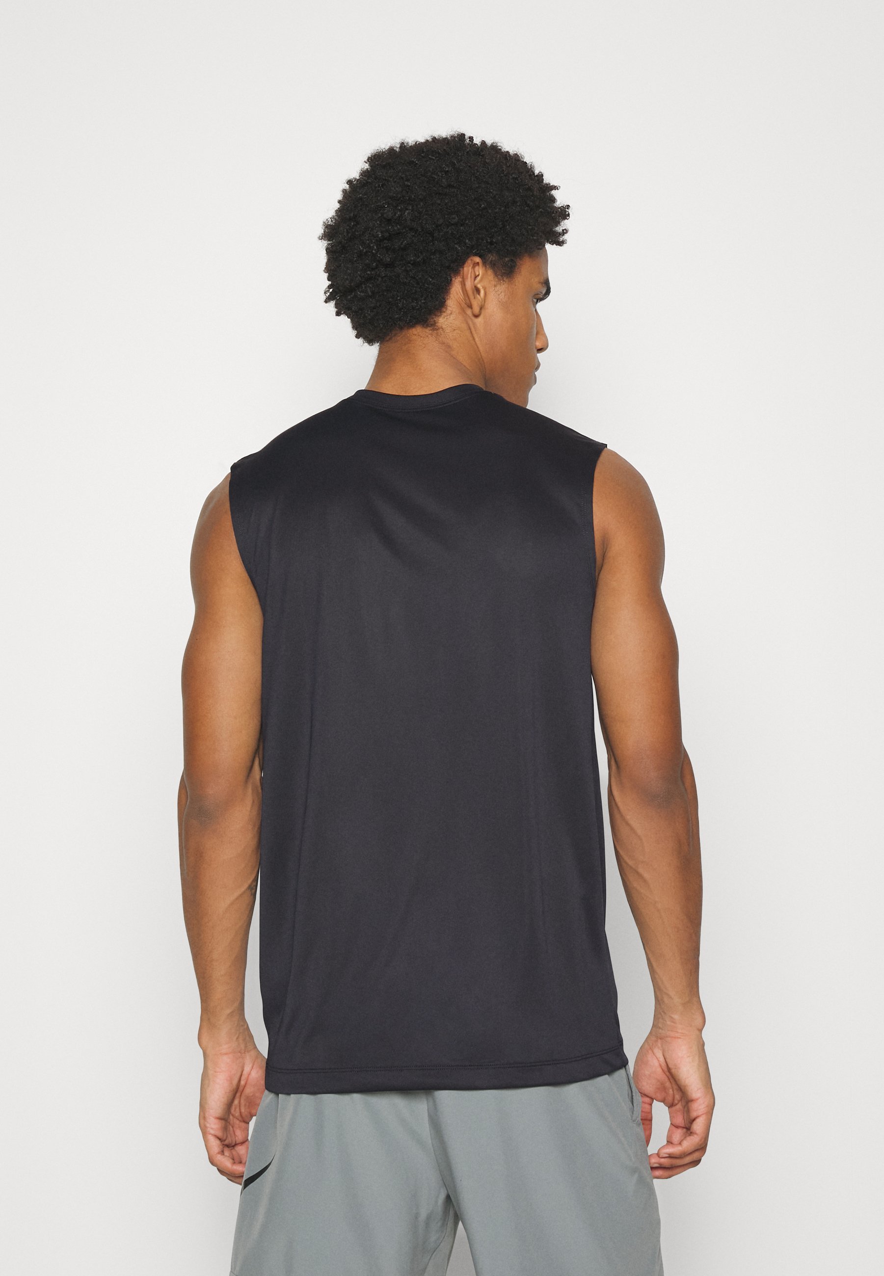 Nike Performance TEE RESET - Top - černá/matně stříbrná