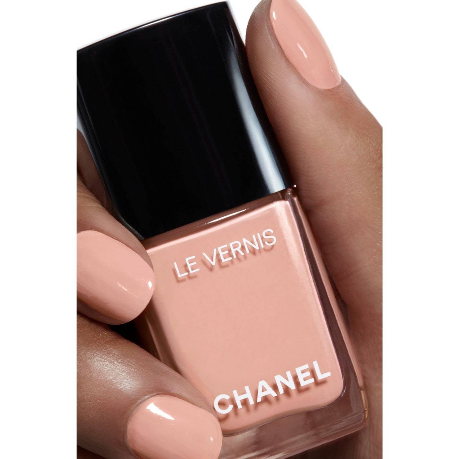 Lak na nechty CHANEL LE VERNIS DLHOTRVAJÚCA FARBA A LESK - 13 ml