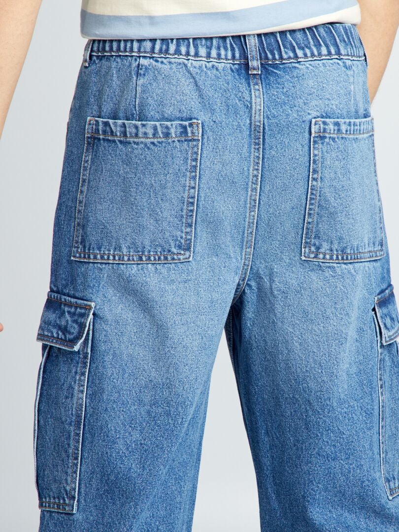 Calça jeans de pernas largas com vários bolsos - AZUL