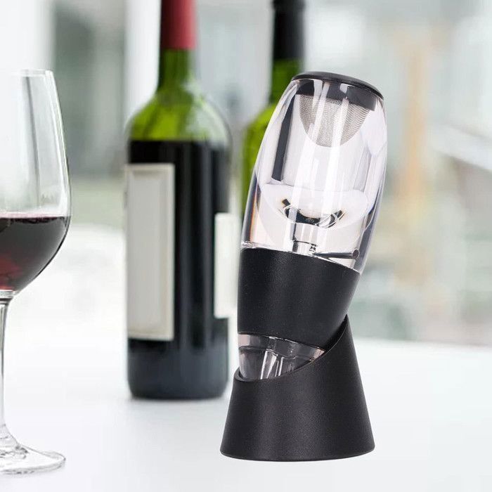 Decantador y jarra de vino con un dispositivo de aireación único que realza el sabor del vino, superficie lisa, plata