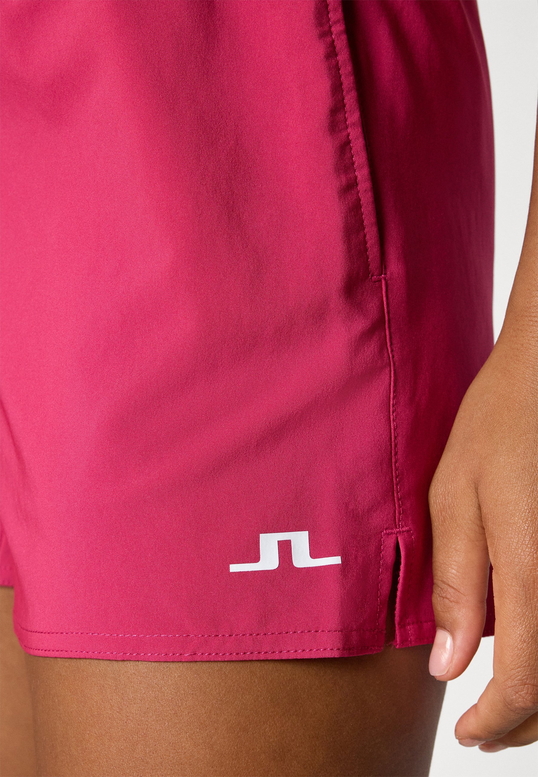 J.LINDEBERG Sports PRICILLA SHORTS - Spordipüksid - reipad