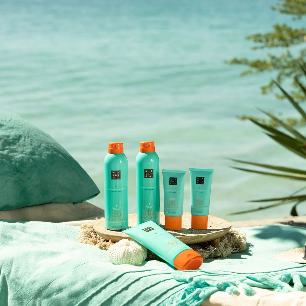 The Ritual of Karma Sun Protection Milky Spray SPF30 - Latte solare corpo alta prot., Spray solare corpo alta prot.