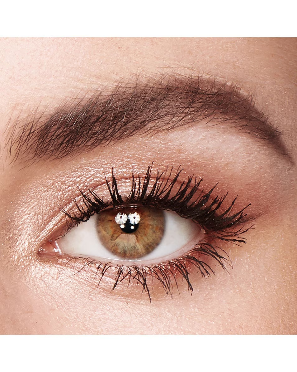 Paleta de farduri de pleoape Bigger Brighter Eyes de la CHARLOTTE TILBURY