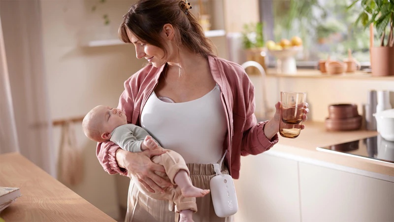 „Philips Avent“ „Hands Free Premium Plus“ SCF439/01 krūtų įdėklai