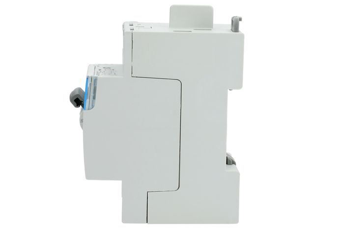 Interruttore differenziale DX³-ID, ingresso e uscita superiori, morsetti a vite, 2P, 230V, 40A, tipo A, 30mA - LEGRAND - 411617