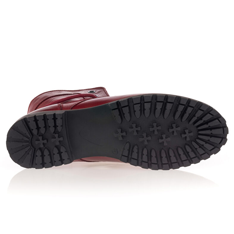 Rote Damenstiefel / Stiefeletten