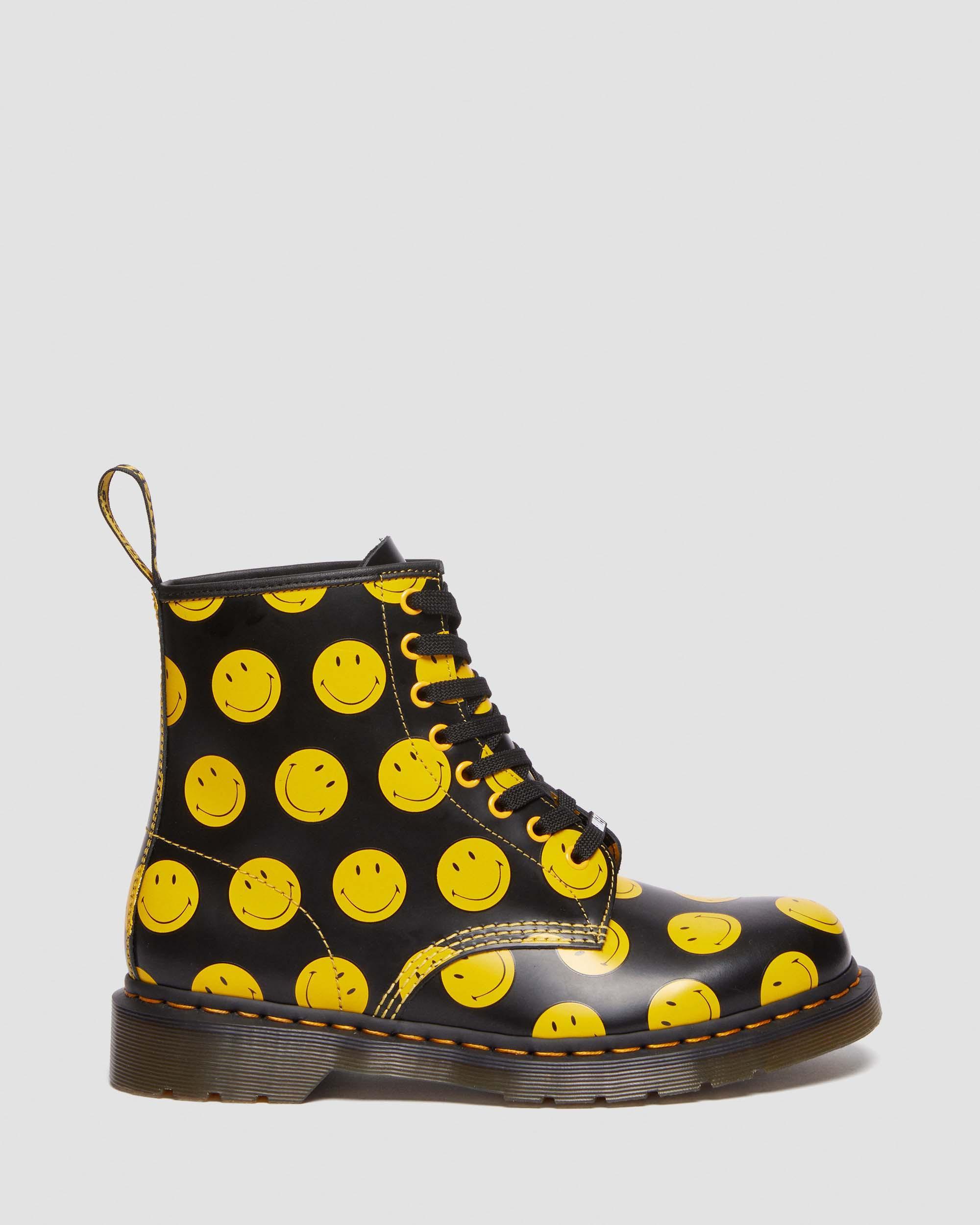 1460 Smiley® Smooth Leather Lace Up Boots
