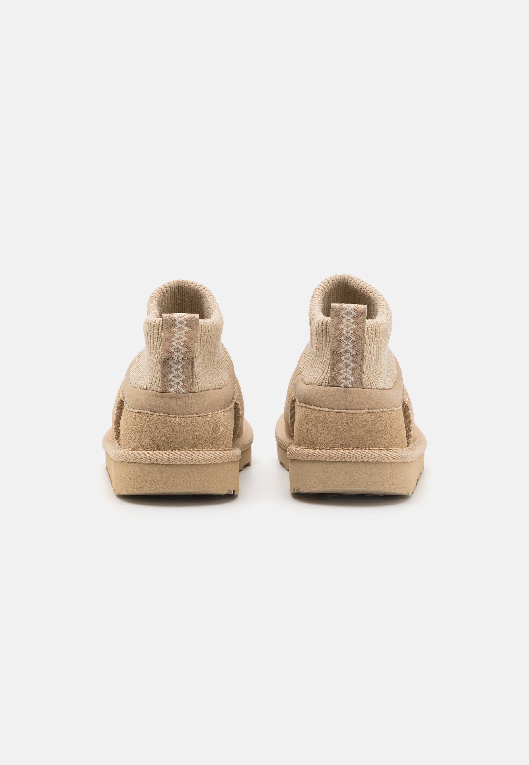 UGG CLASSIC ULTRA UNISEX - Klassieke enkellaarsjes - mosterdzaad