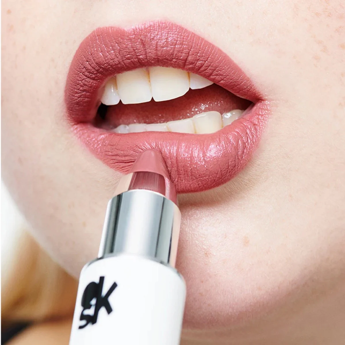 Labbra CLICK'N KISS - Rossetto