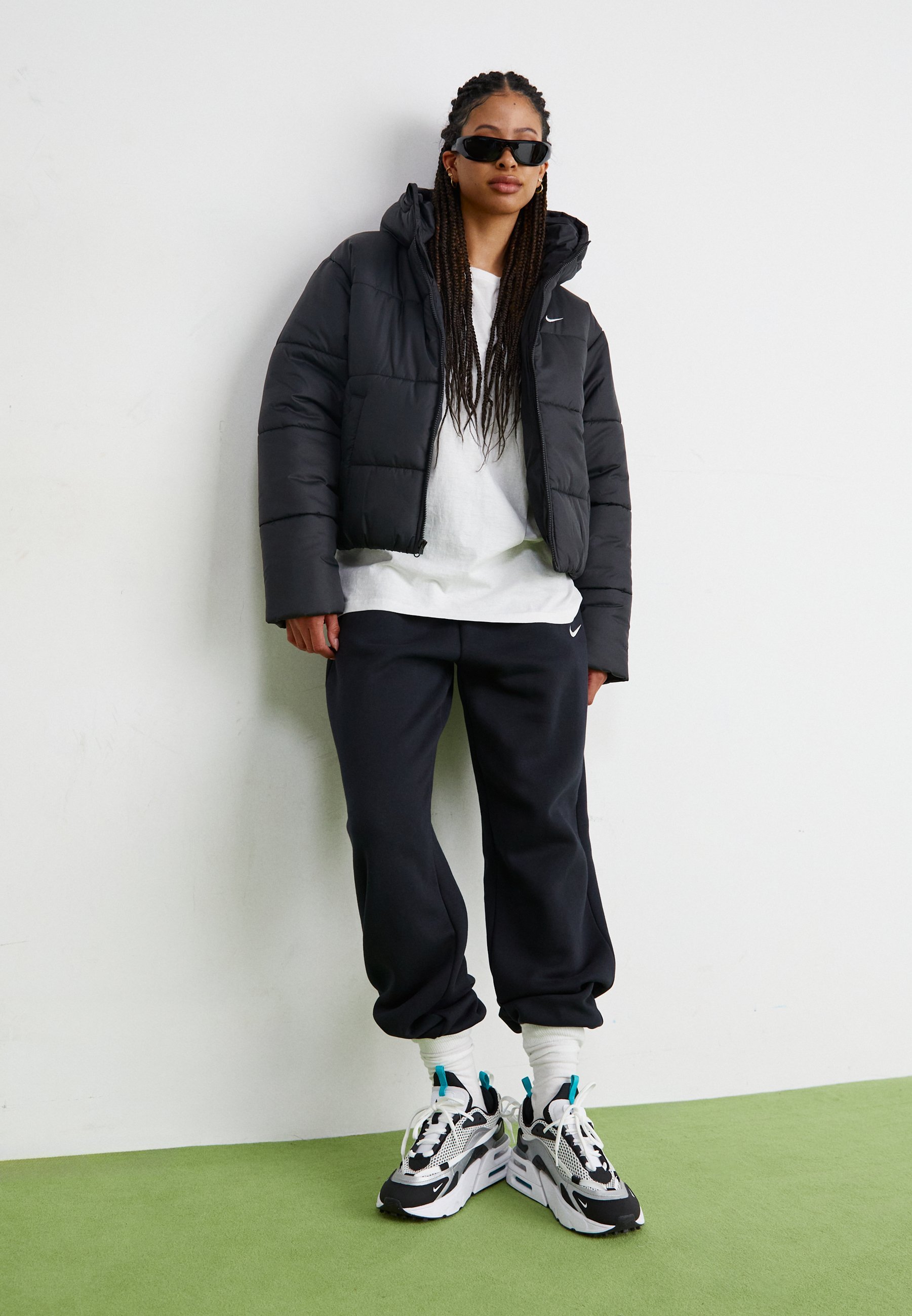 Teplákové nohavice Nike Sportswear