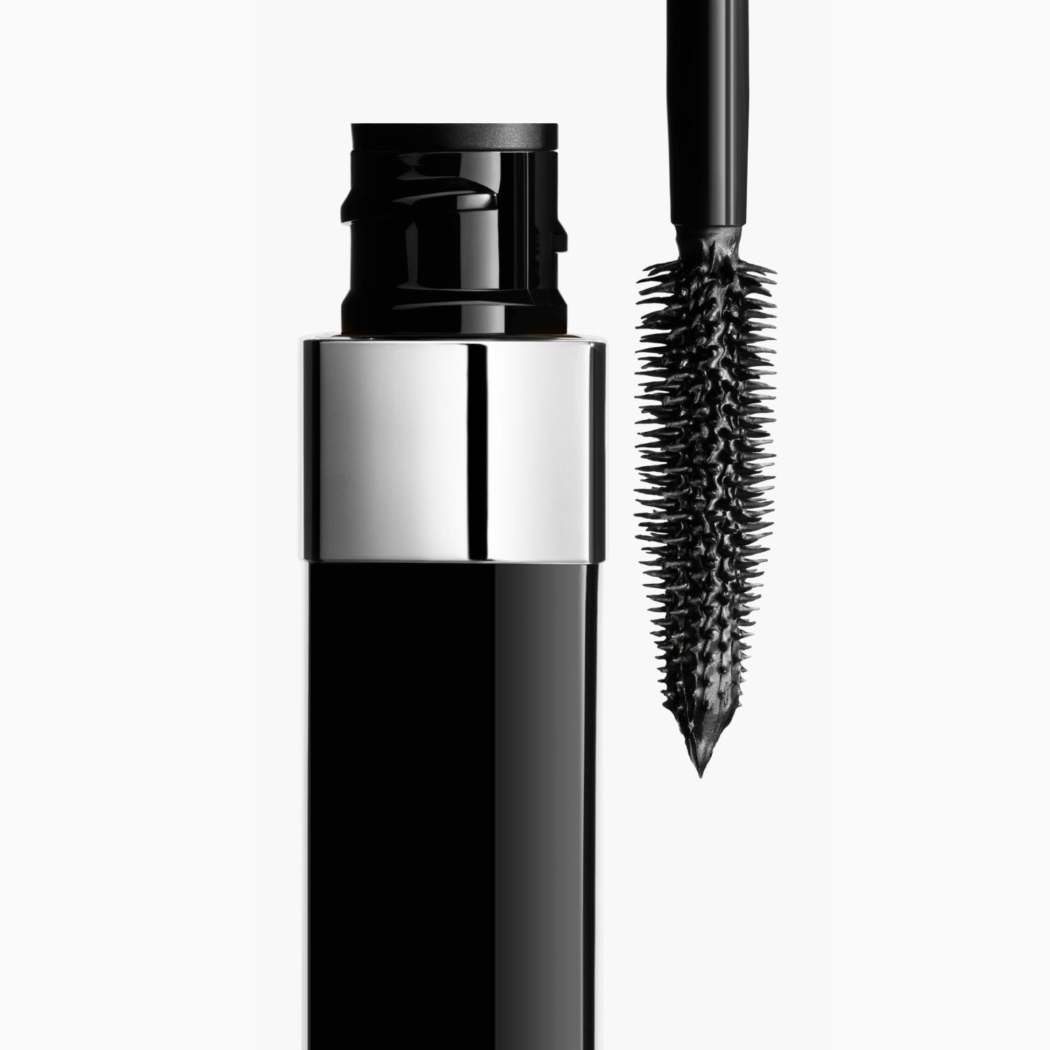CHANEL blakstienų tušas IIMITABLE INTENSE - 6 g