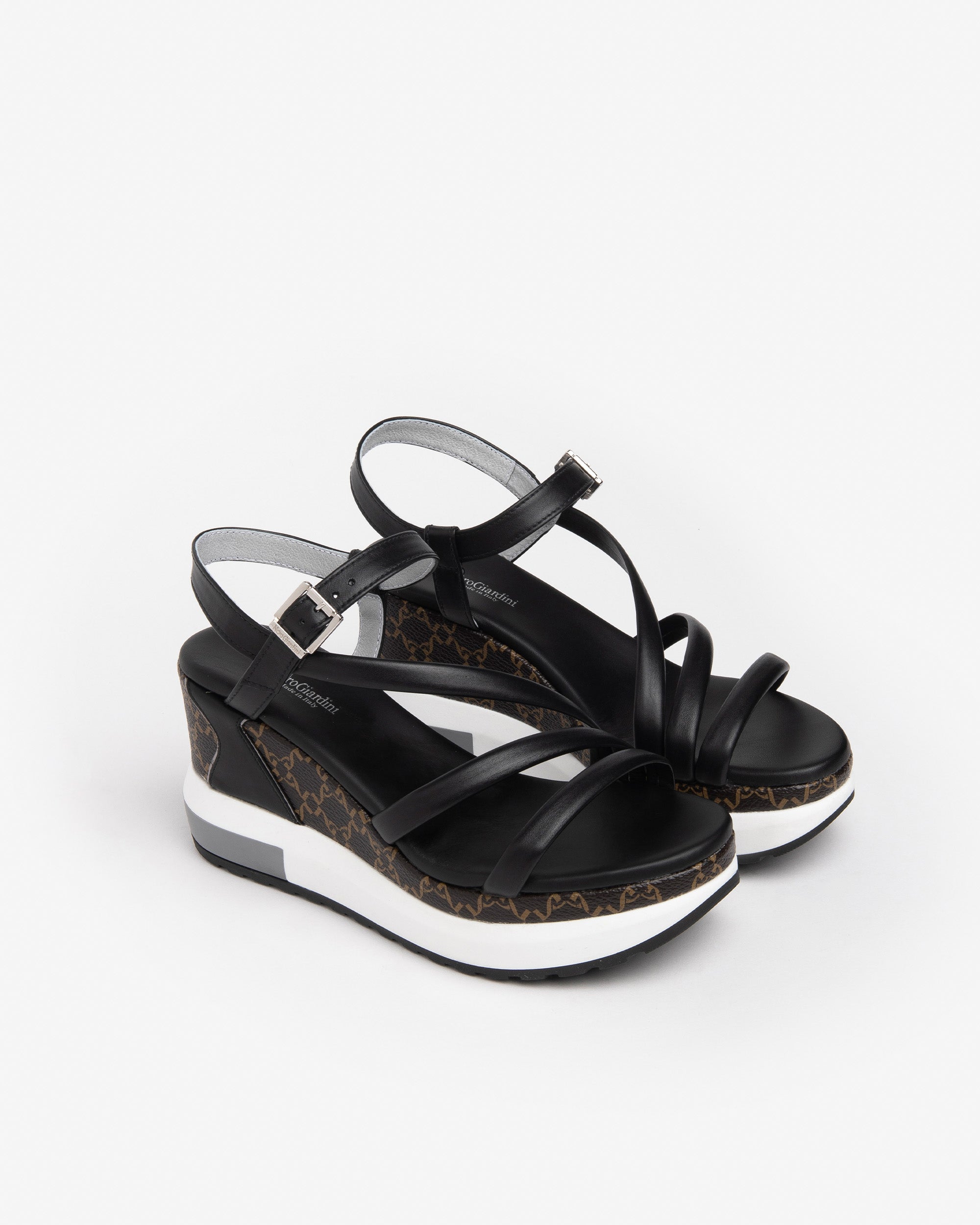  Sandales en cuir pour femmes