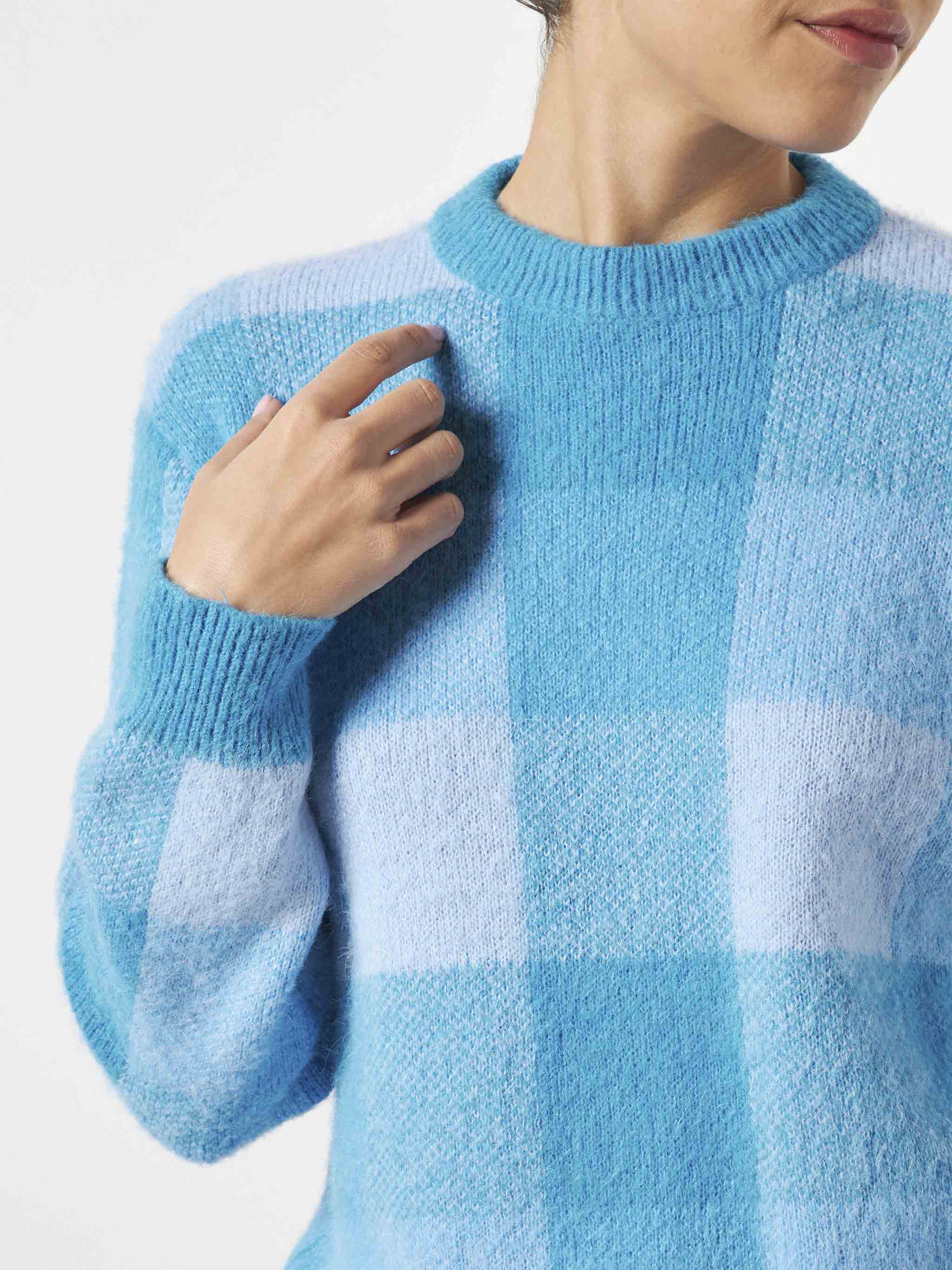 Maglione da donna garzato con fantasia check