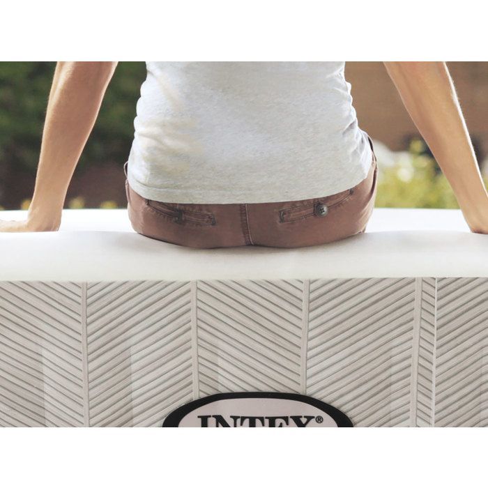 Jacuzzi inflable Intex PureSpa Chevron Square Bubble para 6 personas + kit de mantenimiento