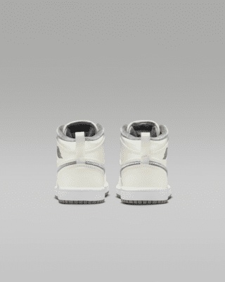 Jordan 1 Mid SE Younger Kids' Shoes