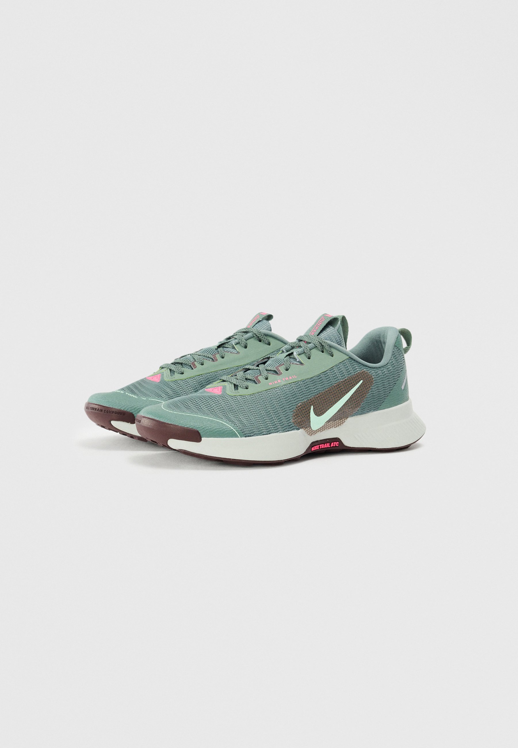 Nike Performance JUNIPER 3 - Scarpe da trail running - verde/menta/bordeaux/argento chiaro/rosa acceso/alghe marine
