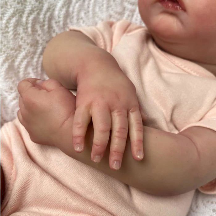 Poupée Reborn- DOLL - 49 cm  - vinyle - corps en coton - Mouvement des membres