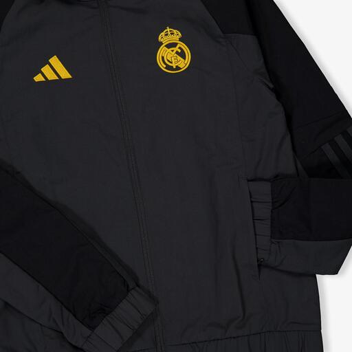  Sudadera Real Madrid før kampen