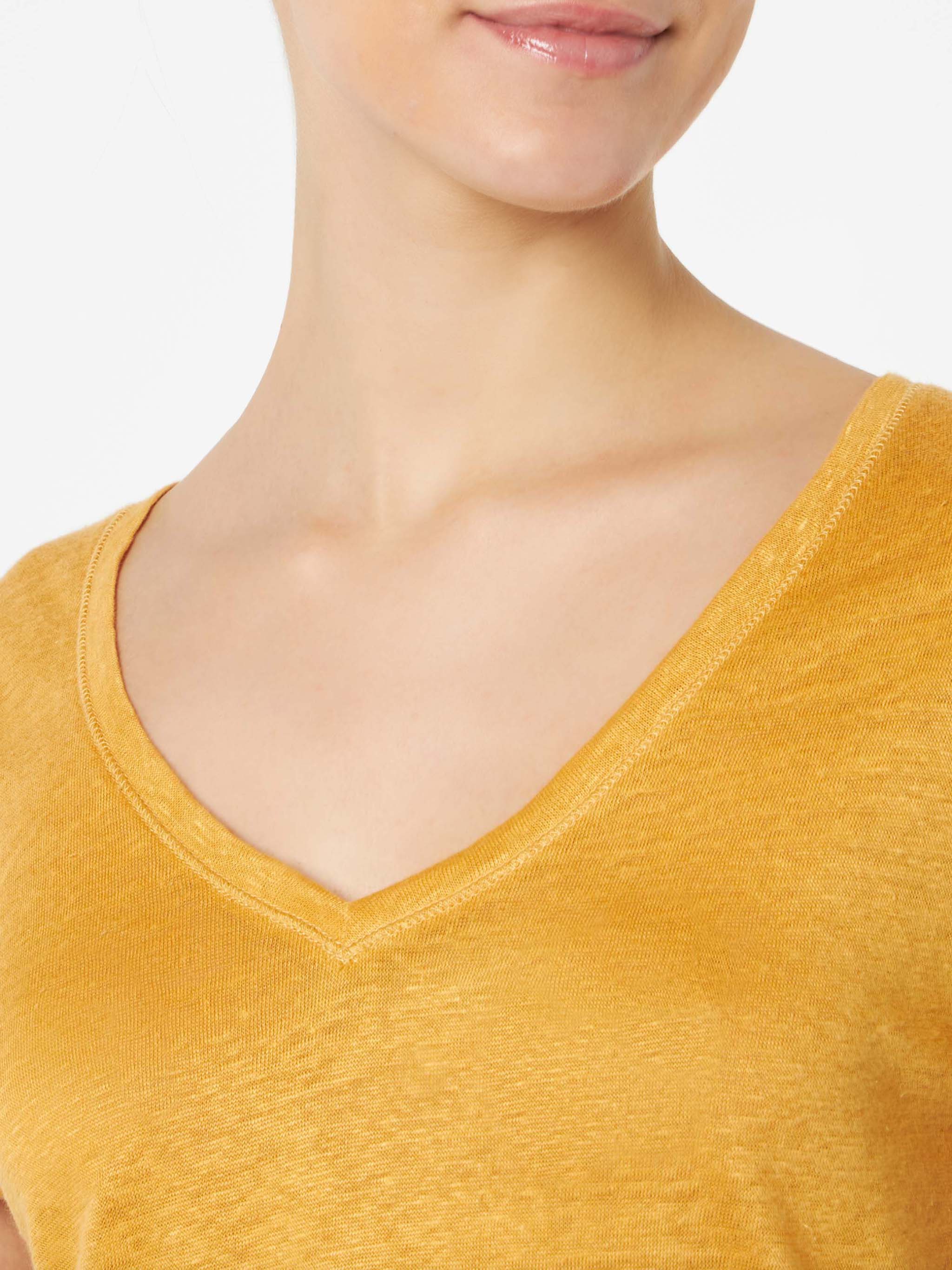 Damen-T-Shirt aus ockerfarbenem Leinen