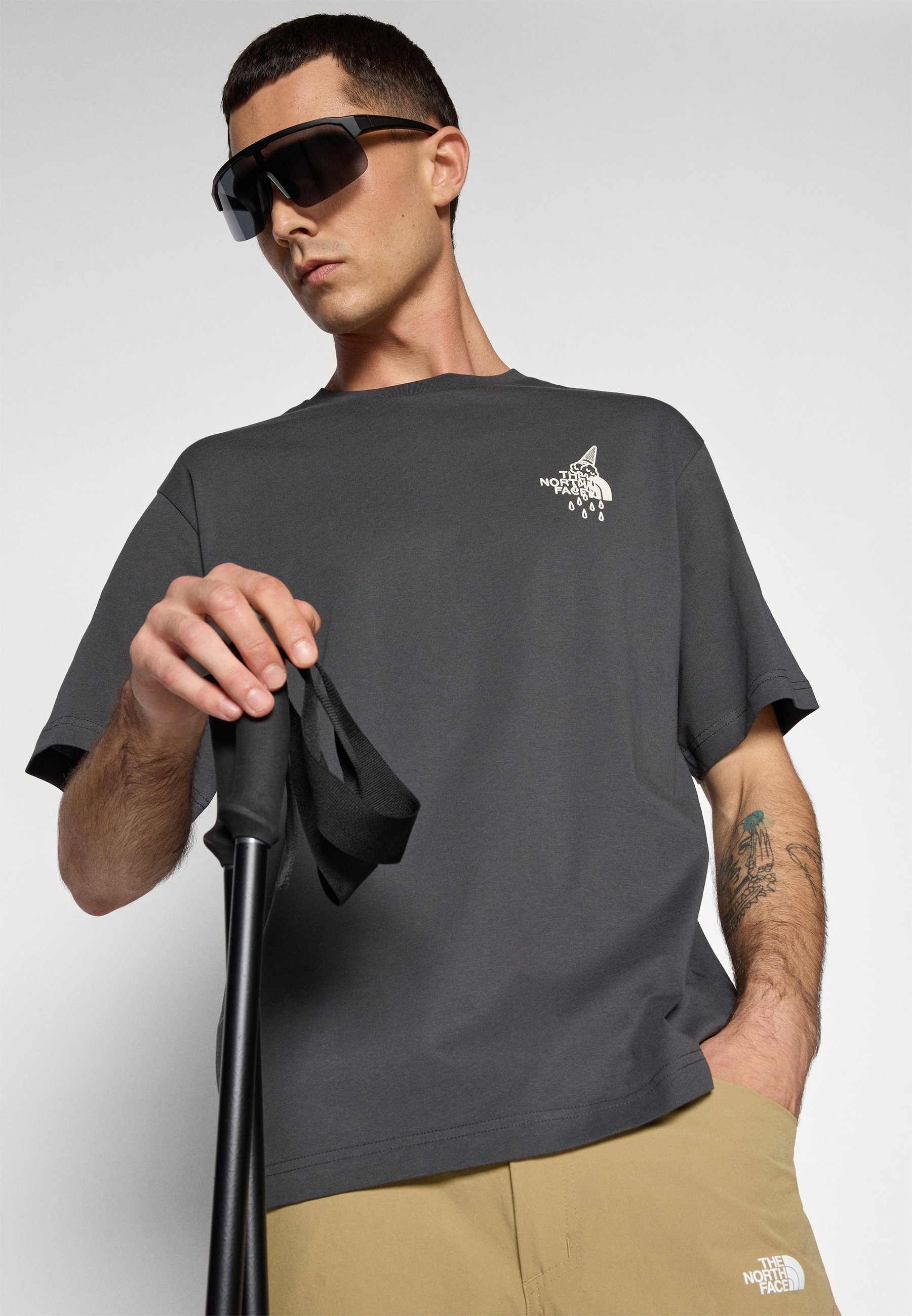 T-shirts The North Face