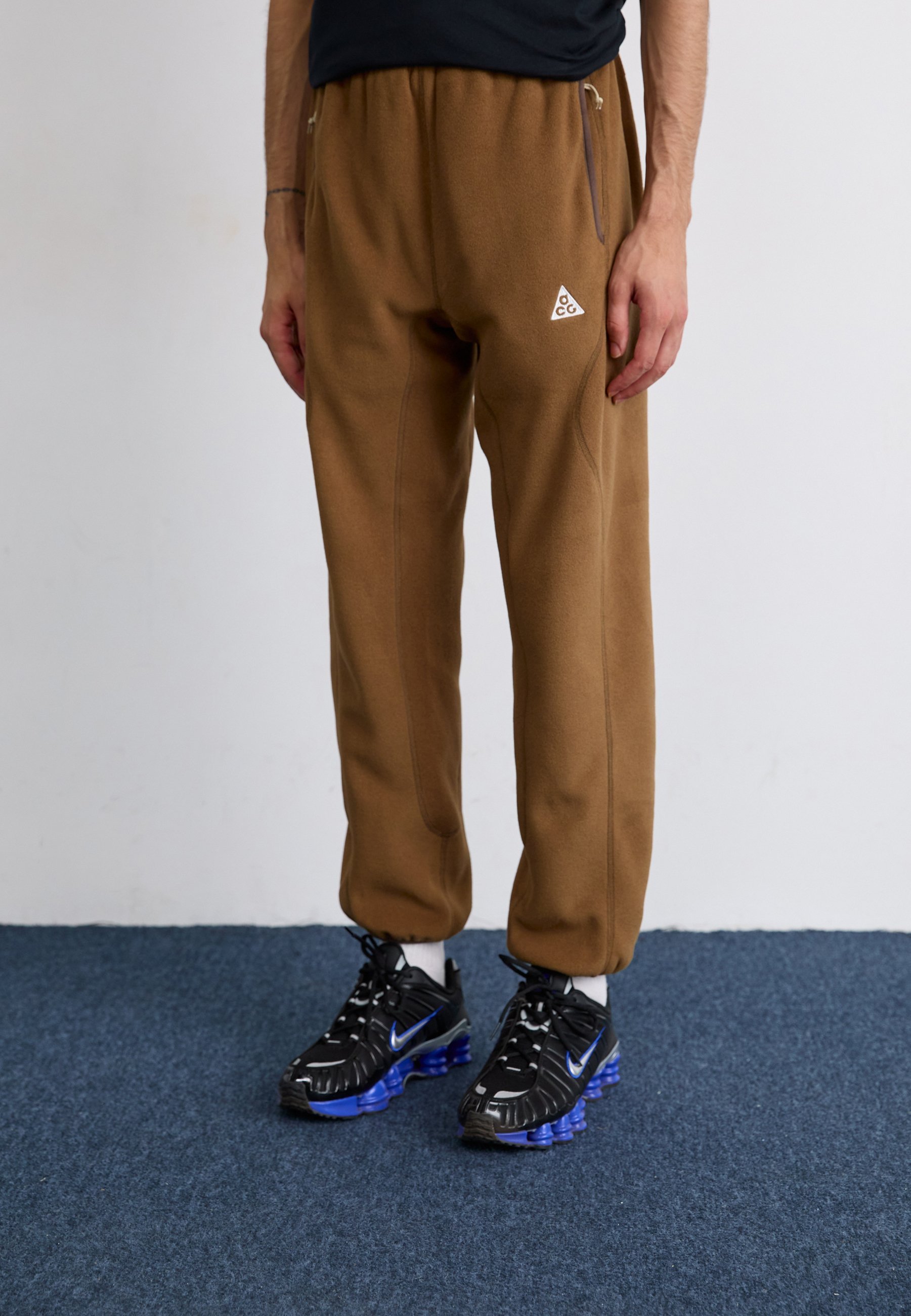 Calça Nike ACG WOLF TREE - Calça de treino - marrom barroco/cáqui claro