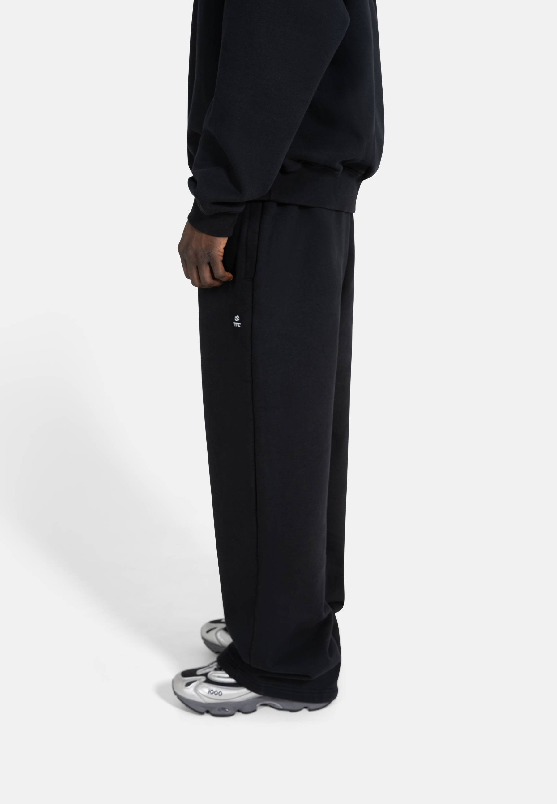 Die Jogginghose von Tracksuit Club