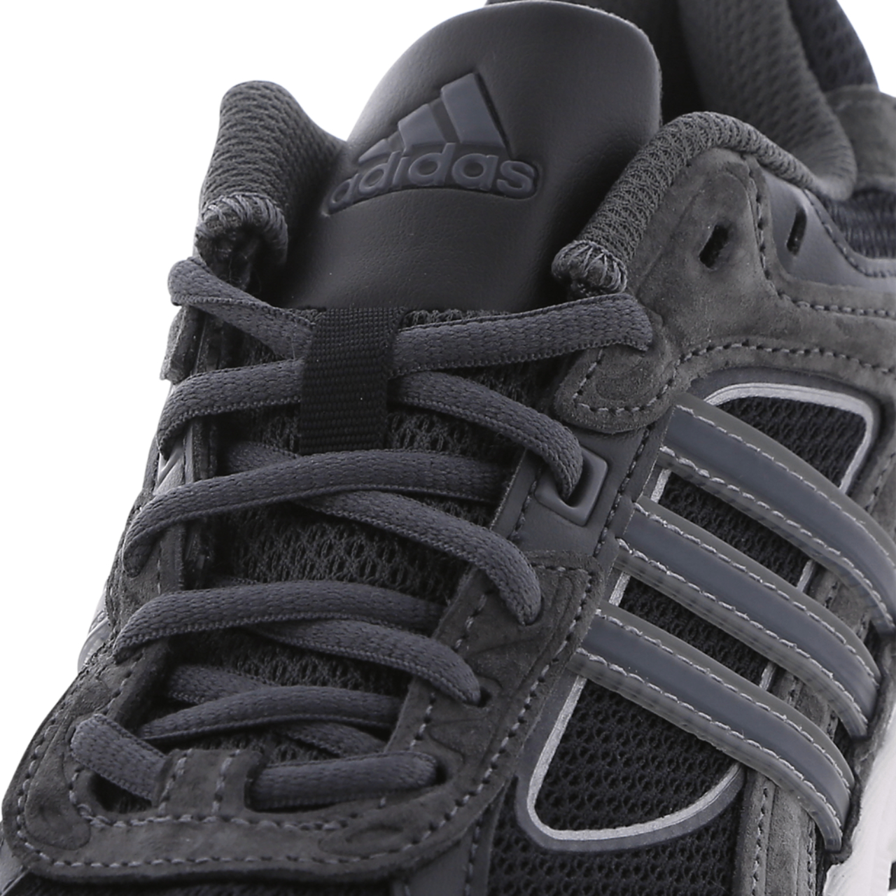 adidas Response CL