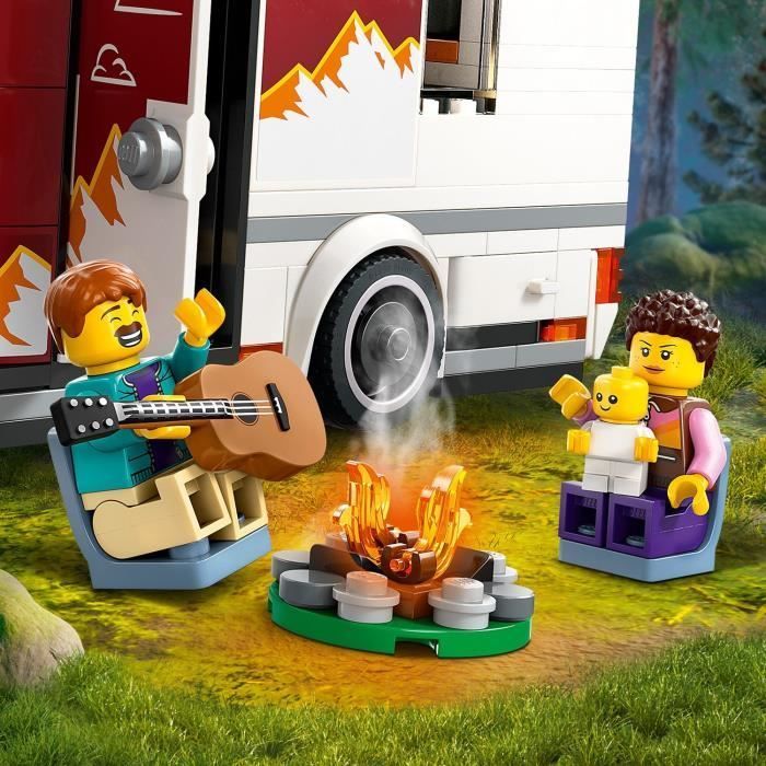 LEGO City 60454 Le camping-car d’aventures - Jeu de construction pour garçon dès 6 ans