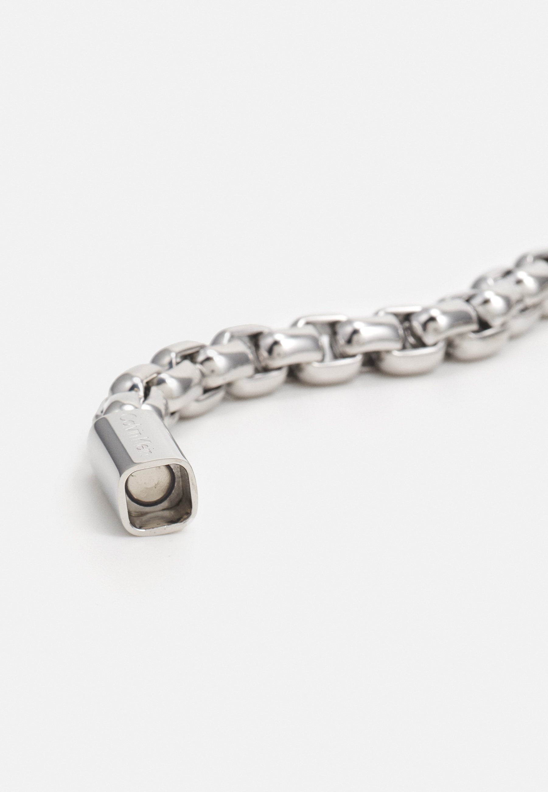 Bracelet Calvin Klein ICONIC - couleur argent