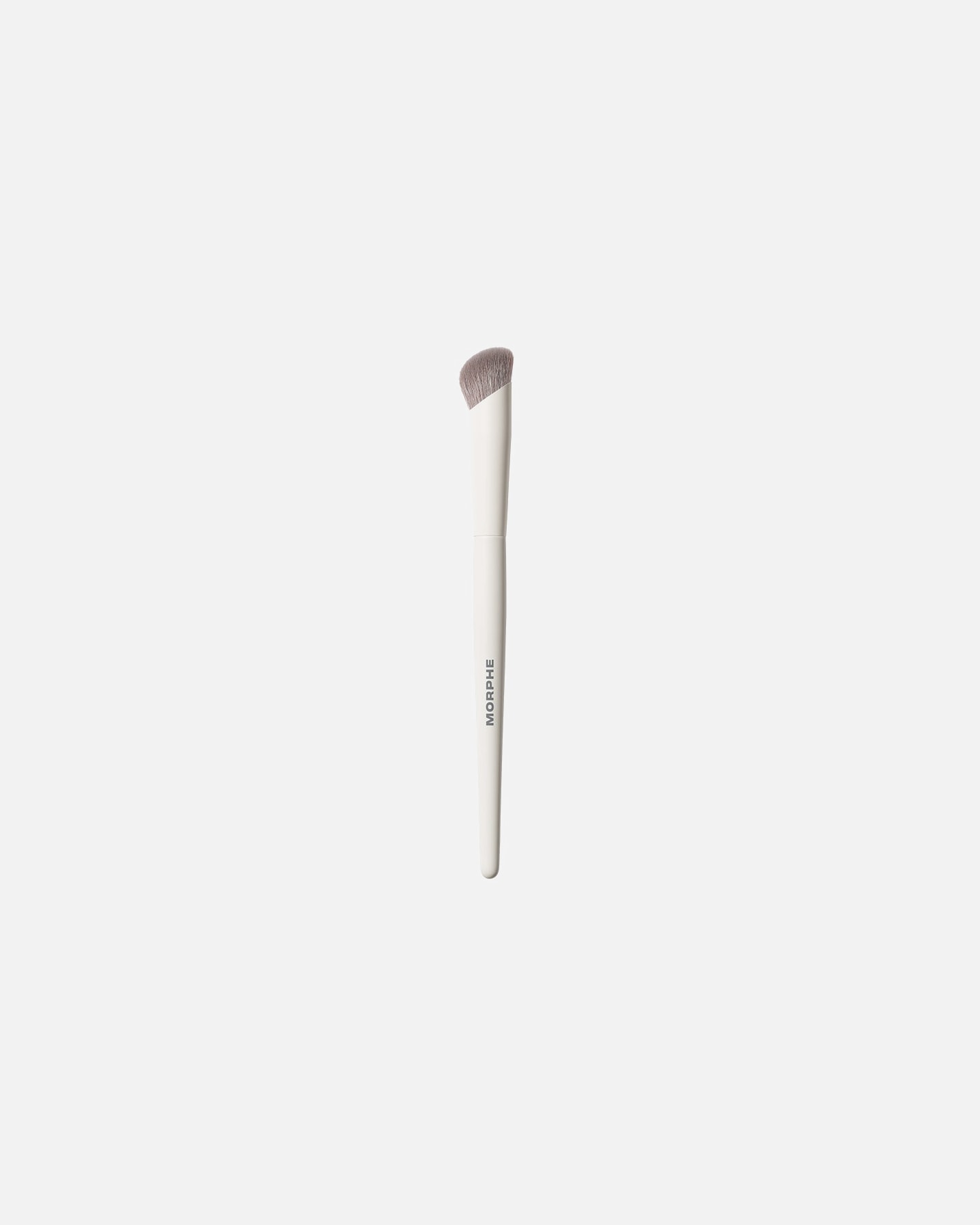 Morphe Concealer Brush M132, vinklad concealerborste – 1 styck