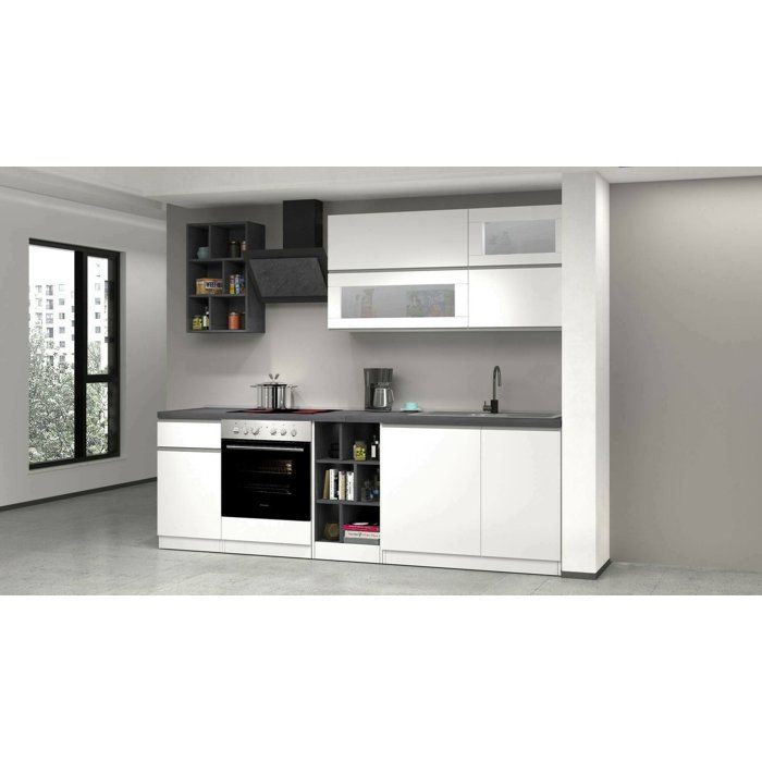Cocina completa Fonti Dmora, en madera lacada en blanco brillante.