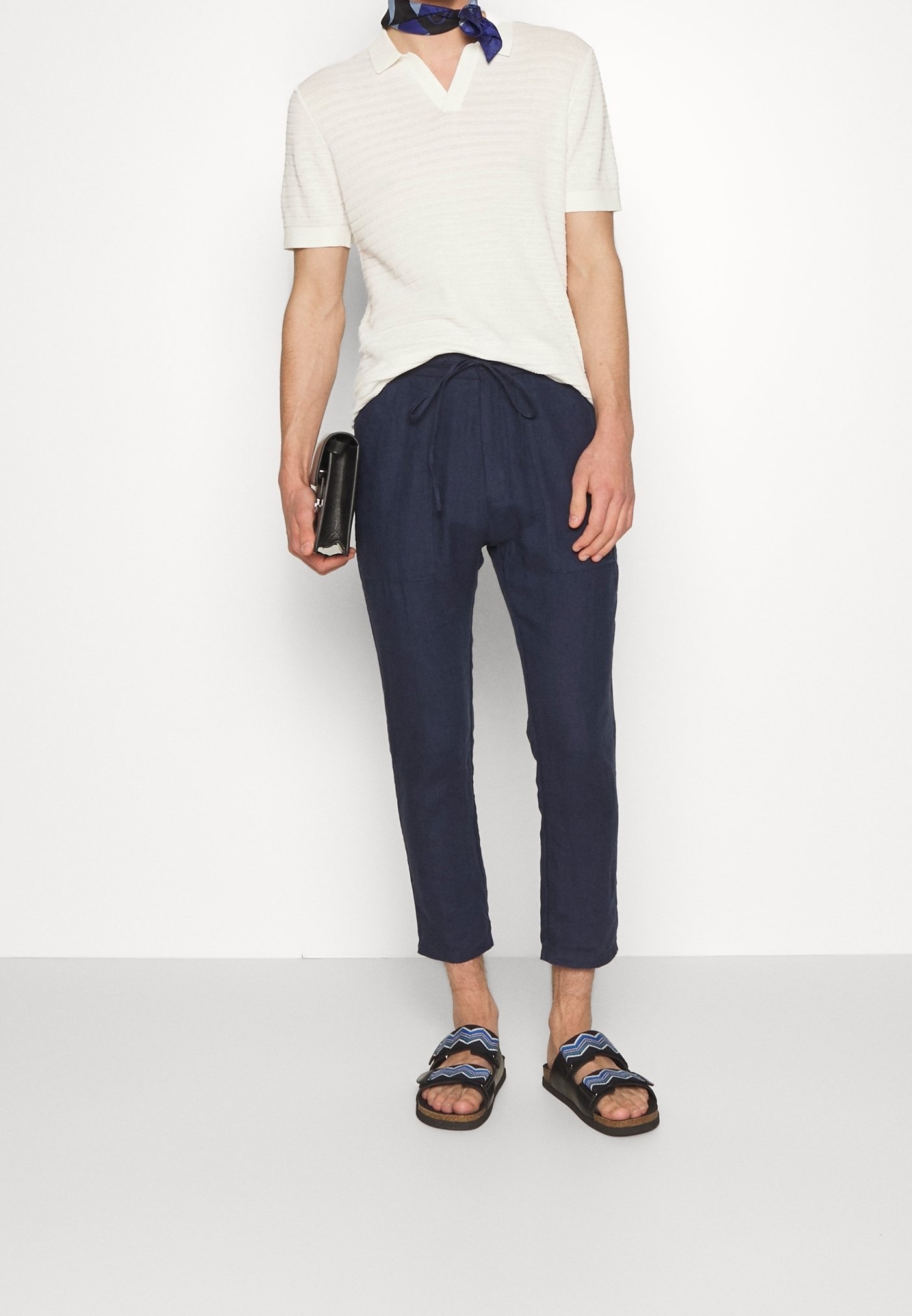 Pulover DRYKORN - alb-gălbui