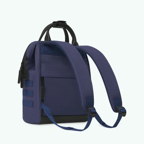 Cabaia Adventurer Kleiner Rucksack, Düsseldorf, lila