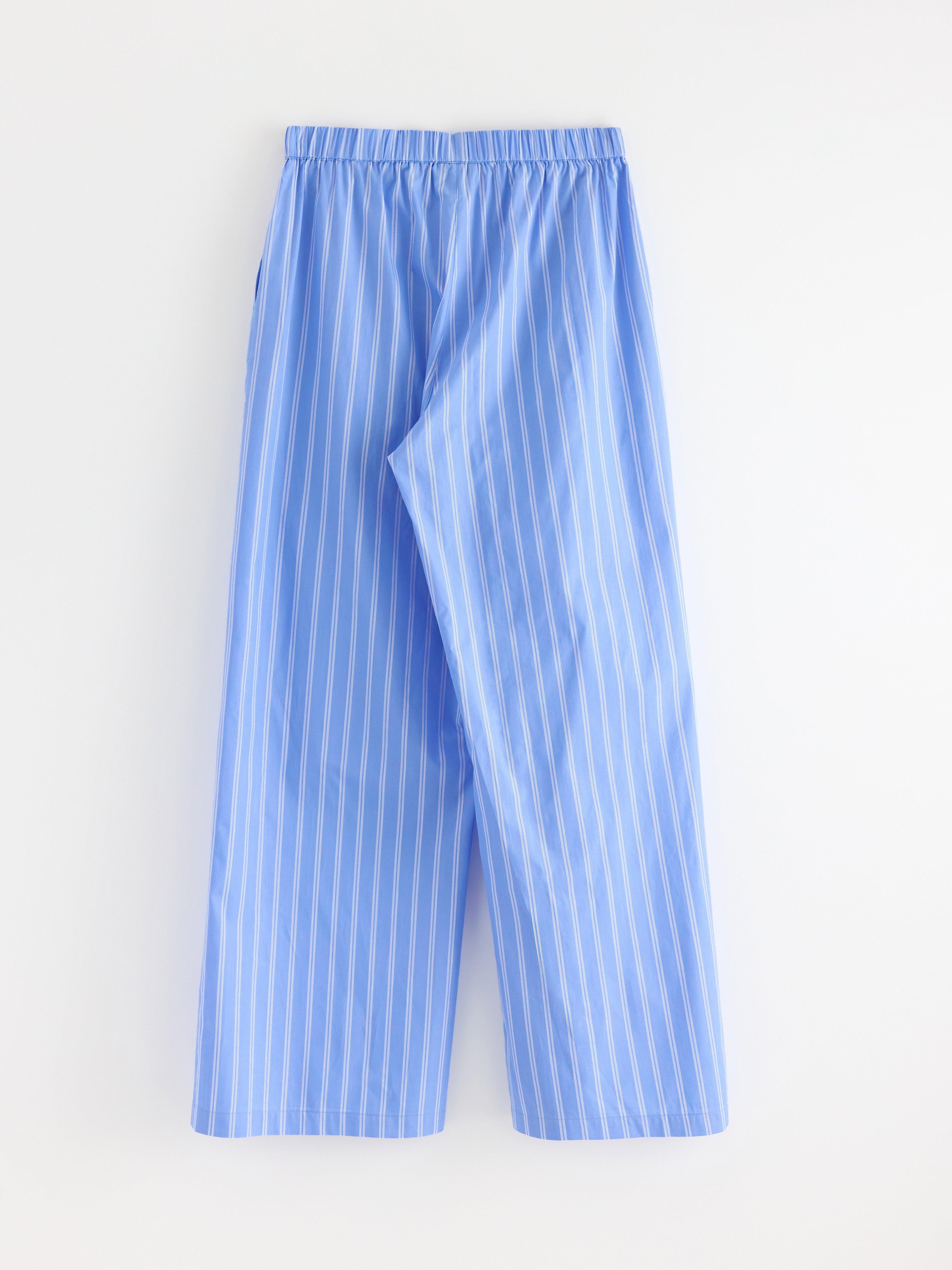 Pantalones anchos azules