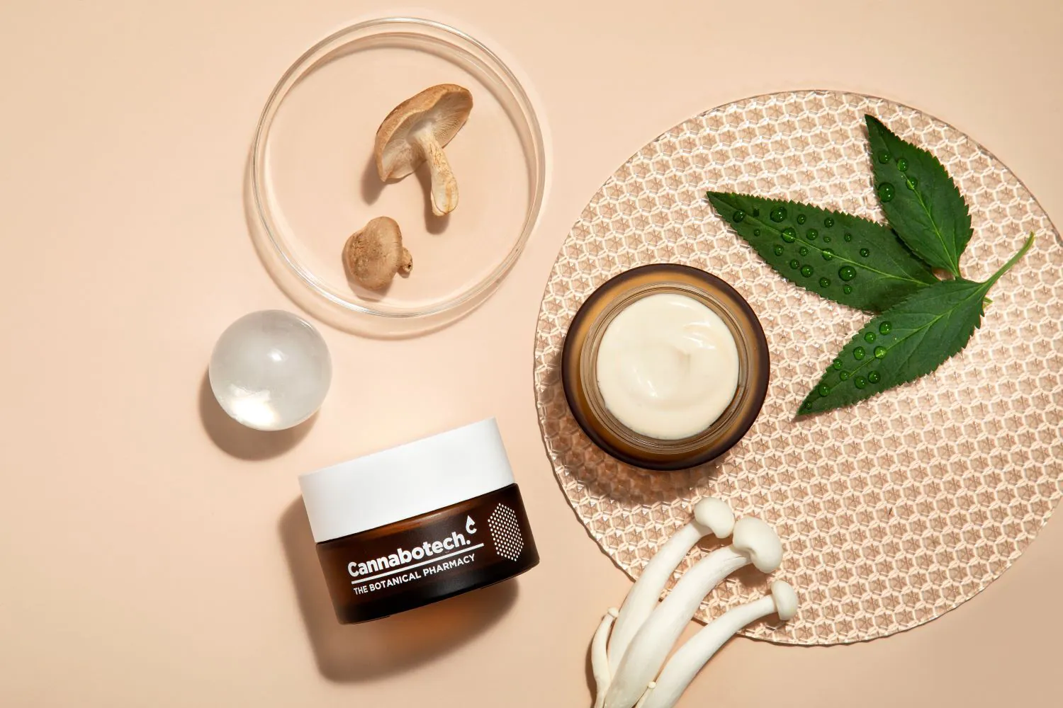 Cannabotech Formulift Skin Lifting Cream Liftingujący krem do twarzy