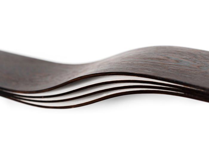 Etagère murale design - EWART WOODS - En bois wengé 93 cm - moderne flottante ondulé