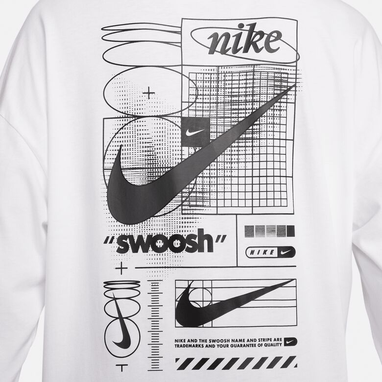 Sportief T-shirt met lange mouwen in boyfriend-stijl met Swoosh-print.