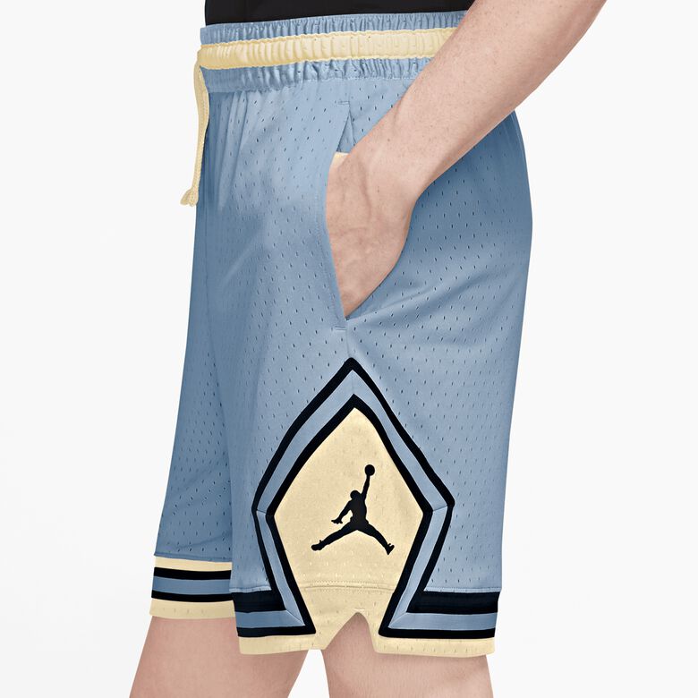Dri-FIT Sport Herrenshorts mit diamantförmigen Akzenten