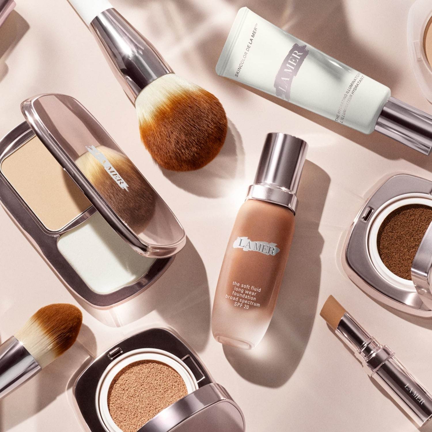 La Mer Skincolor The Soft Fluid dugotrajni puder širokog spektra faktor zaštite od sunca 20-30 ml