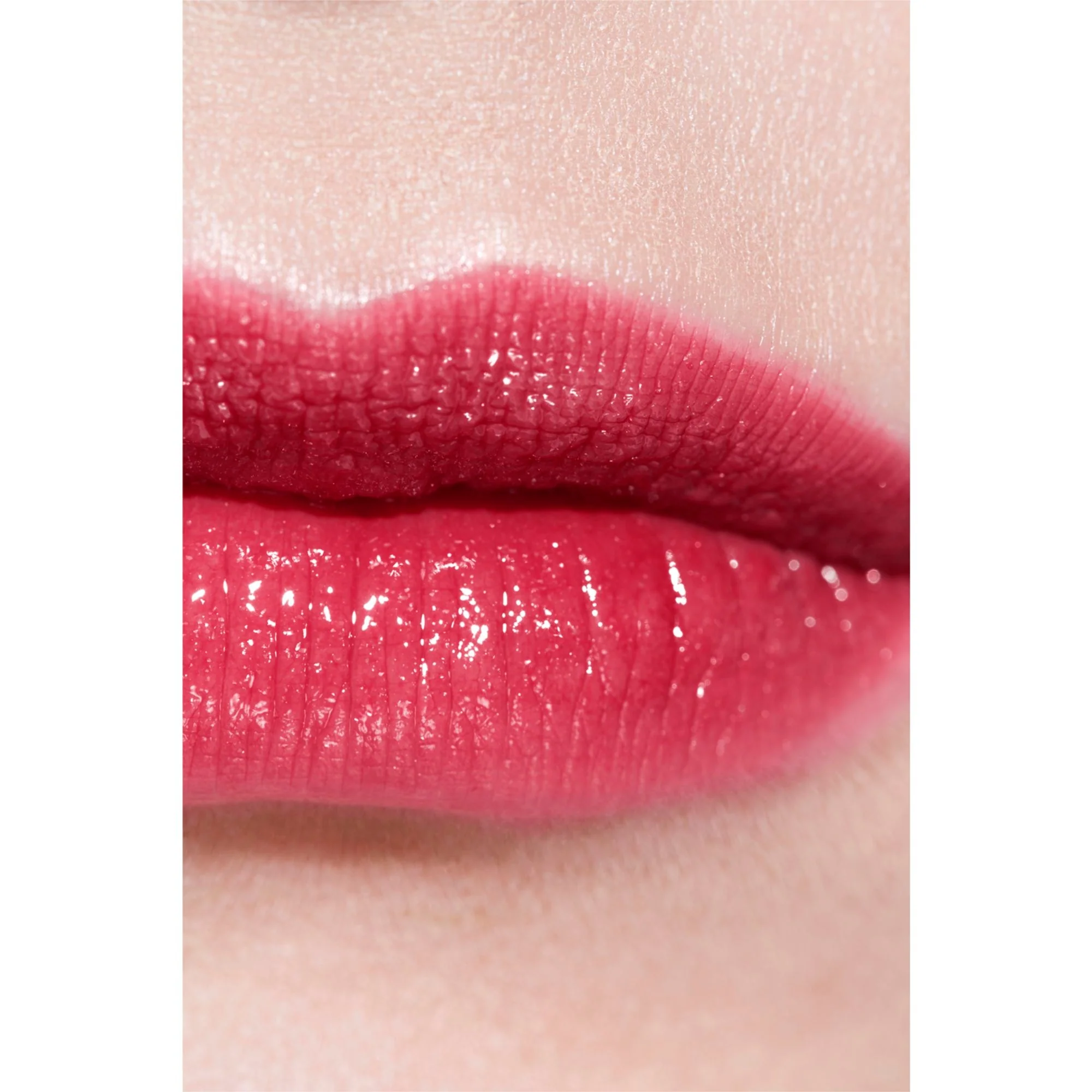 ROUGE COCO FLASH - COLORE, BRILLANTEZZA E INTENSITÀ IN UN FLASH