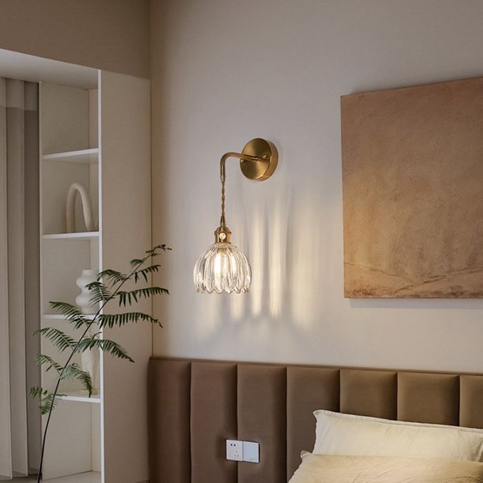 DLGLOLIN Applique Murale en Verre Transparent Vintage avec Fil, Lampe Murale Forme de Fleur Tulipe E27 Luminaire pour Chambre Salon