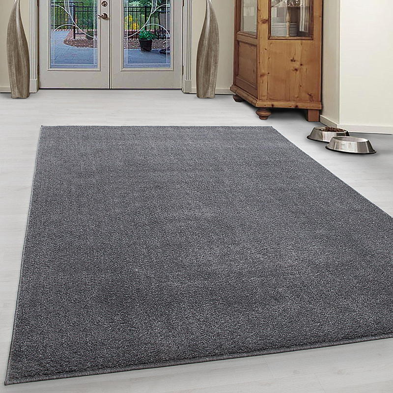 Alfombra Ata de 120x170 cm, color antracita.