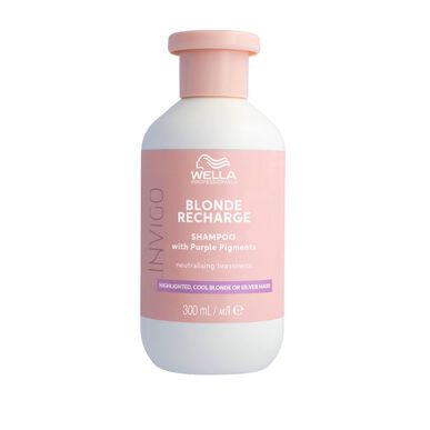 Wella Professionals Invigo Blonde Recharge šampūns - violets šampūns blondiem matiem spīduma uzlabošanai