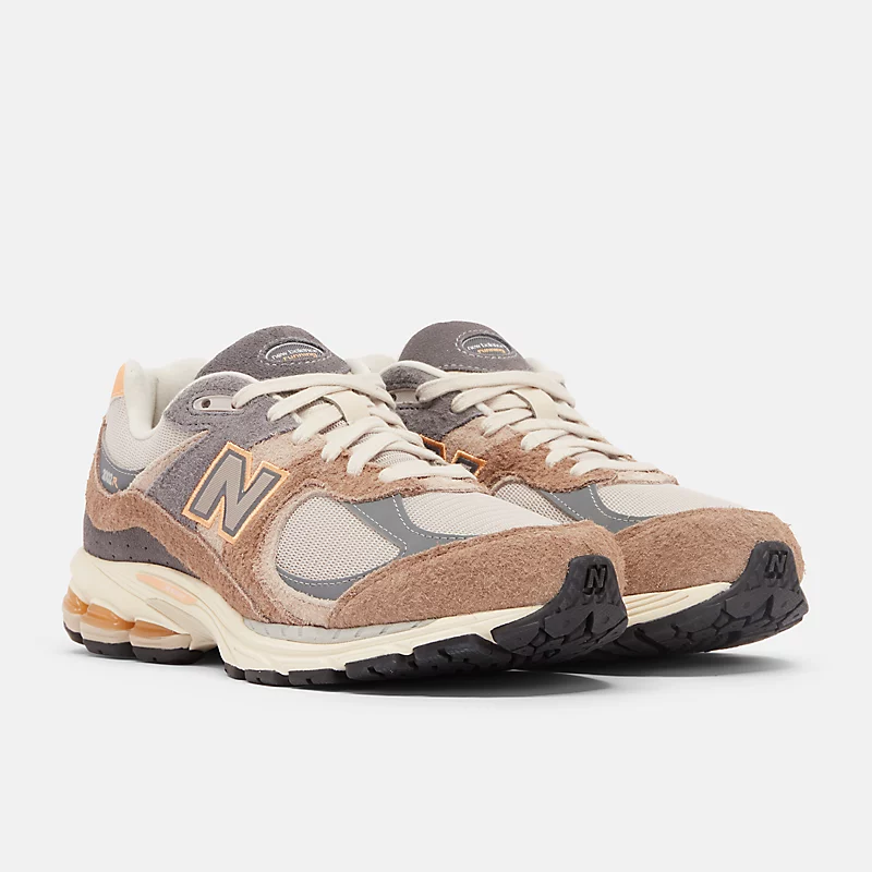Man 2002R – Cloudy Peach und Castlerock Mushroom