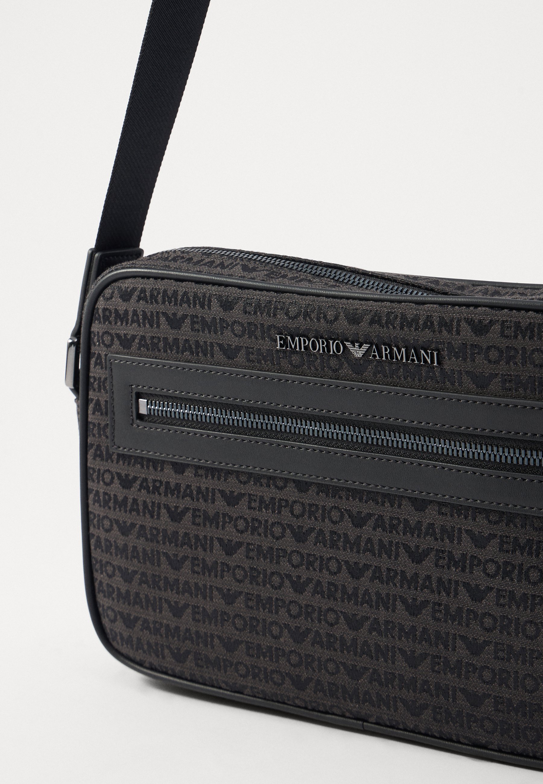 Emporio Armani UNISEX - Crossbodytas - Bristol Black