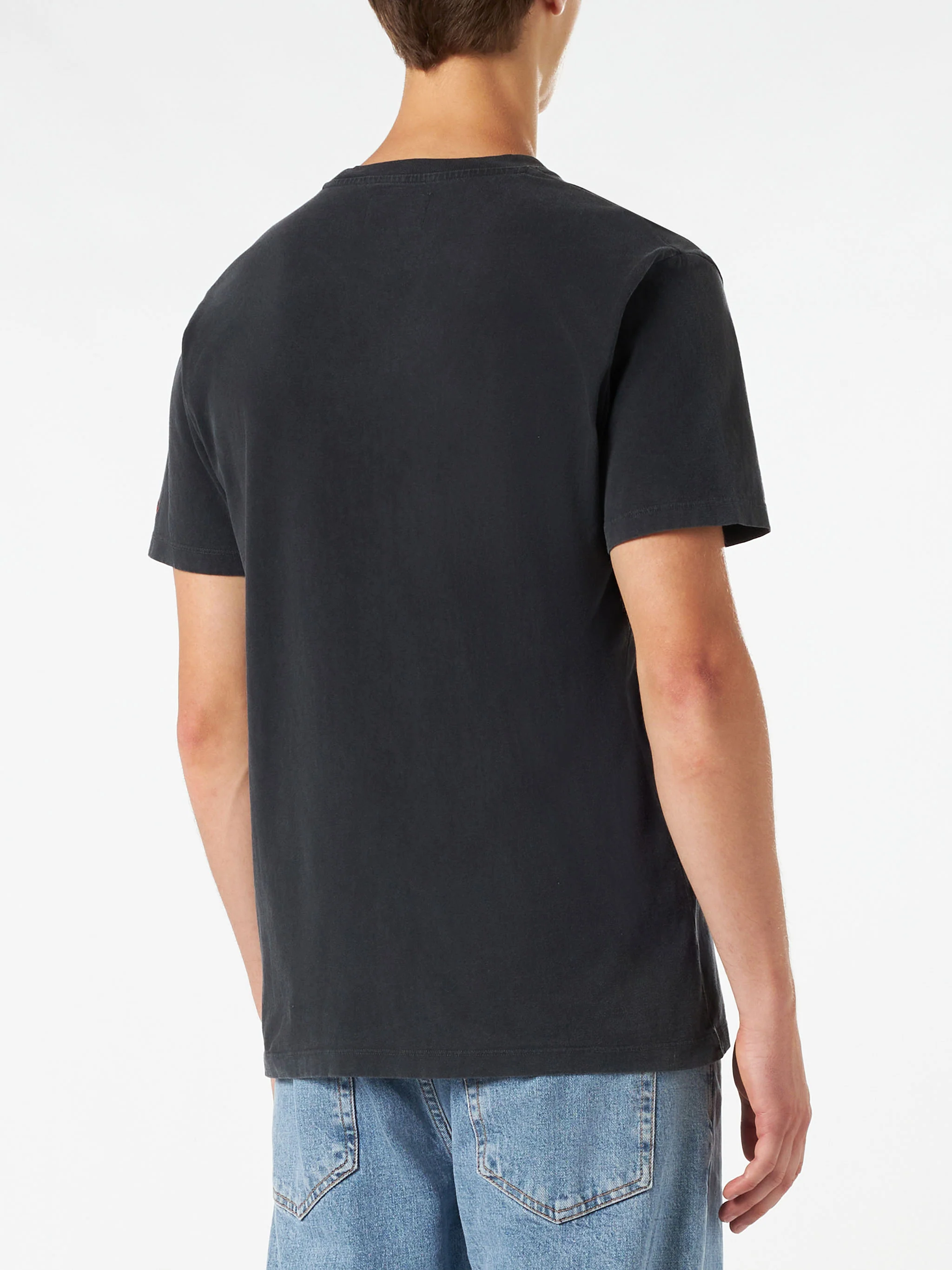 T-shirt da uomo in cotone trattamento vintage con auto Diabolik e sold