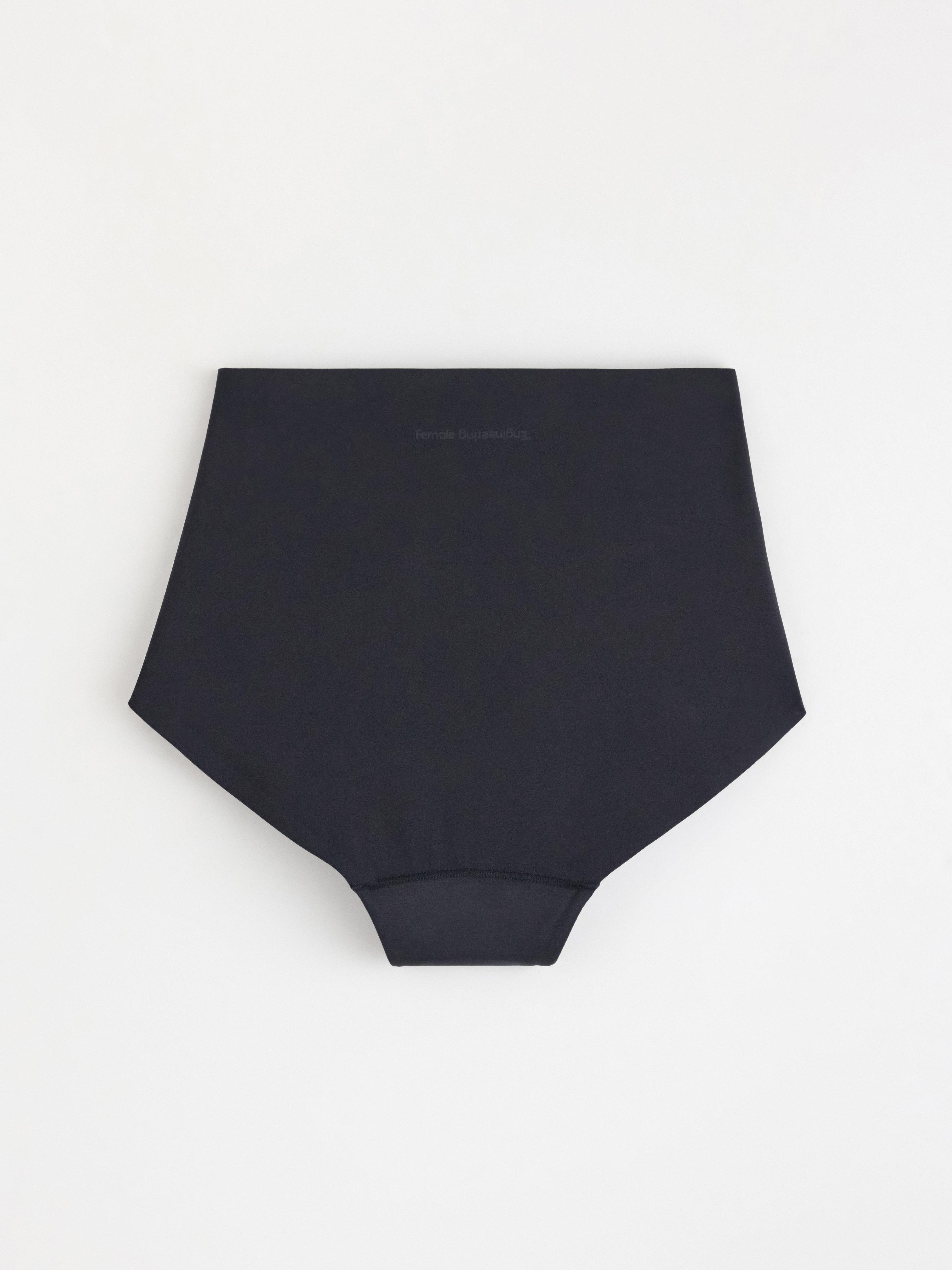 Menstrosa med střední absorpce – aktivní – Female Engineering Black