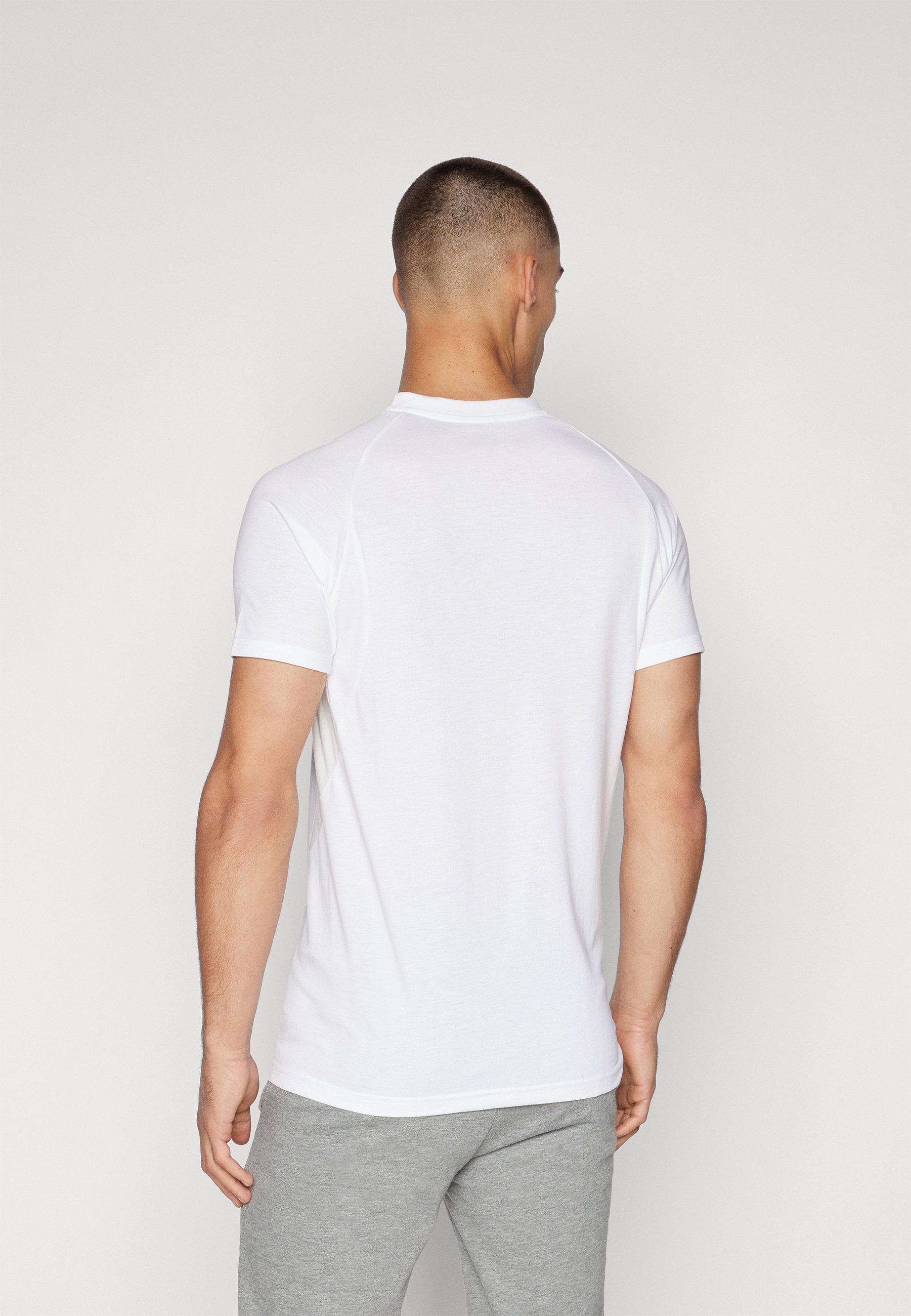 Maglietta Puma TEE - T-shirt stampata - bianca