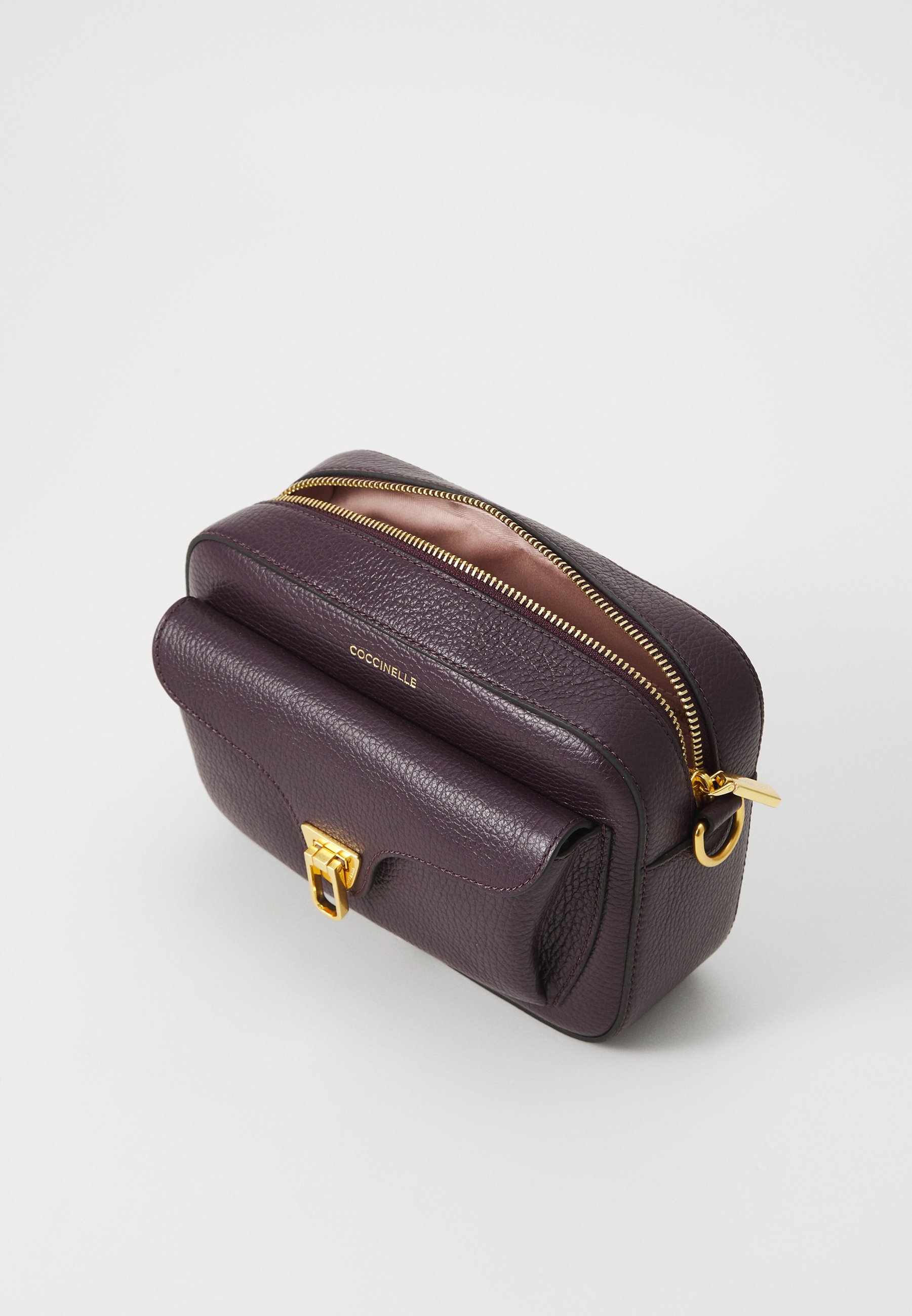 Coccinelle BEAT - Torebka typu cross body - śliwka